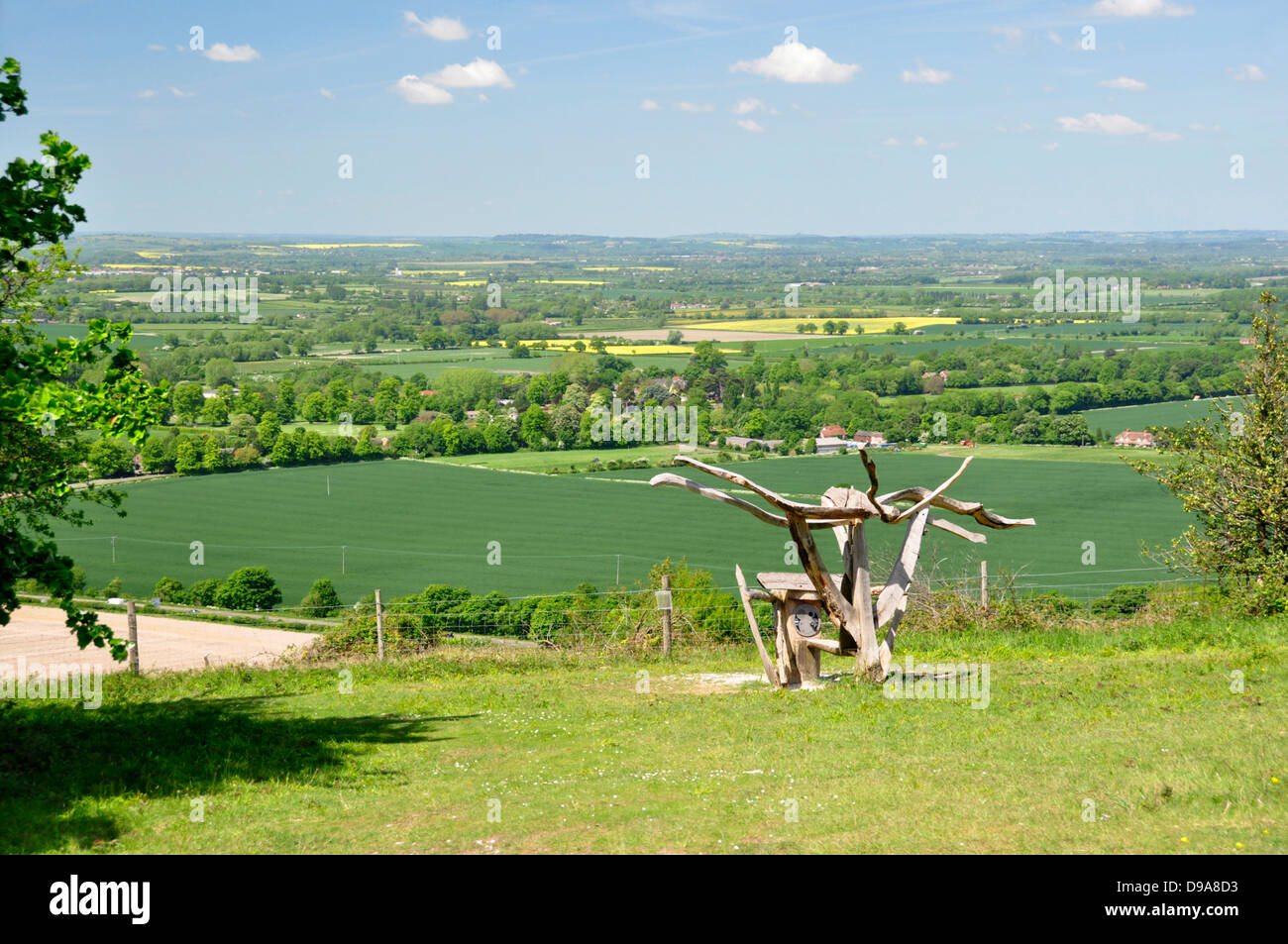 Oxon - Chiltern Hills - from Beacon HIll - landscape with modern sculpture - overlooking countryside + Aston Rowant village- Stock Photo