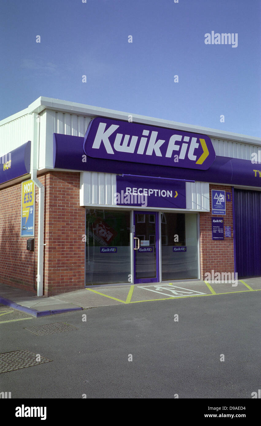 Kwik fit hires stock photography and images Alamy