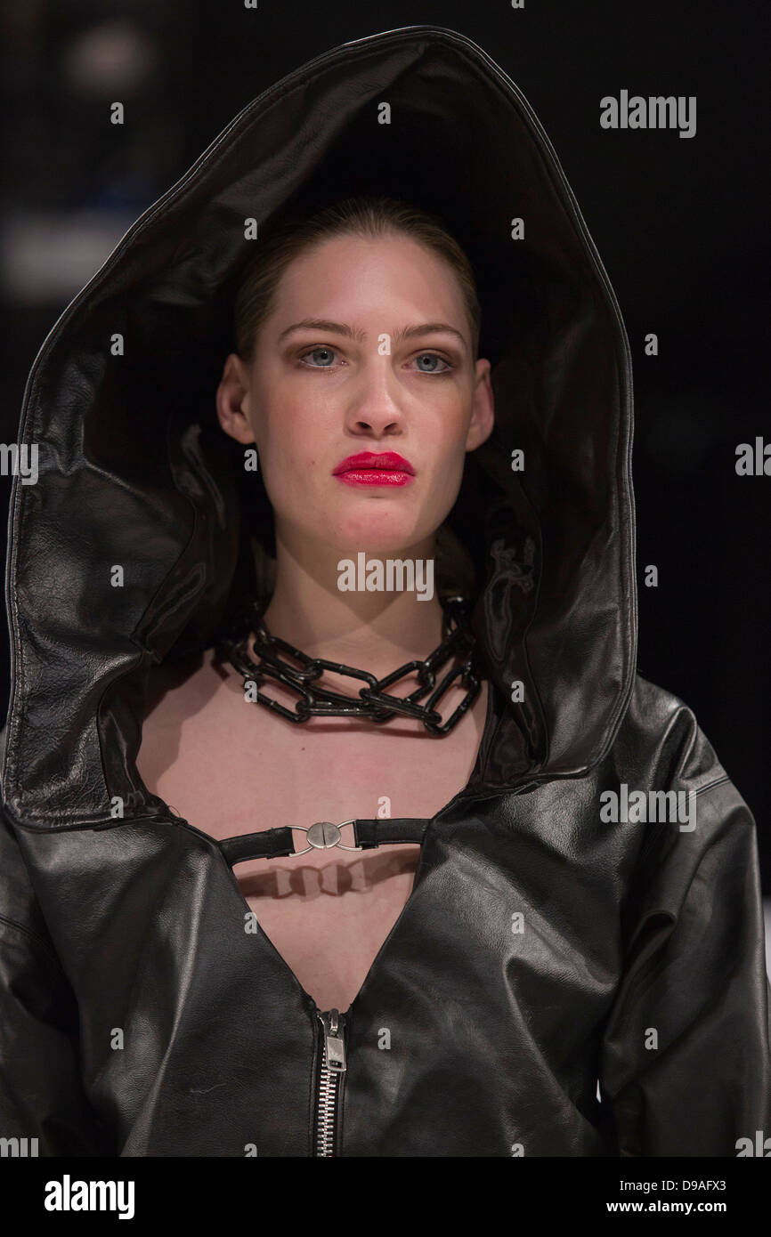 Graduate Fashion Week, Wiltshire College Salisbury Stock Photo Alamy