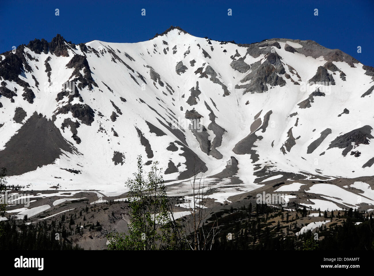Lassen Peak Volcano In Lassen Volcanic National Park Northern Lassen Peak Volcano In Lassen Volcanic National Park Northern