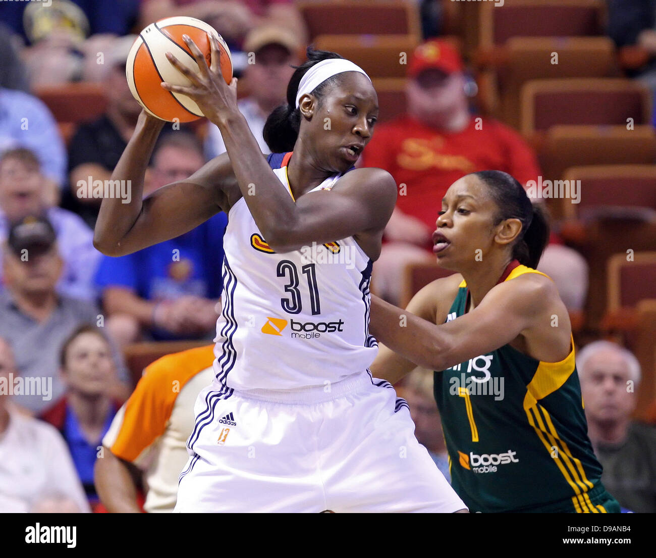 Tina charles hi-res stock photography and images - Alamy