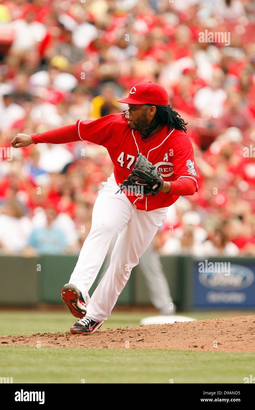 Cincinnati, OH, United States of America. 16th June, 2013. JUNE 16, 2013 Cincinnati, OH.Cincinnati Reds pitcher Johnny Cueto in action against the Milwaukee Brewers during the Reds 5-1 victory on June 16, 2013 at Great American Ballpark in Cincinnati, OH.Daniel Gluskoter/CSM Credit: csm/Alamy Live News Stock Photo
