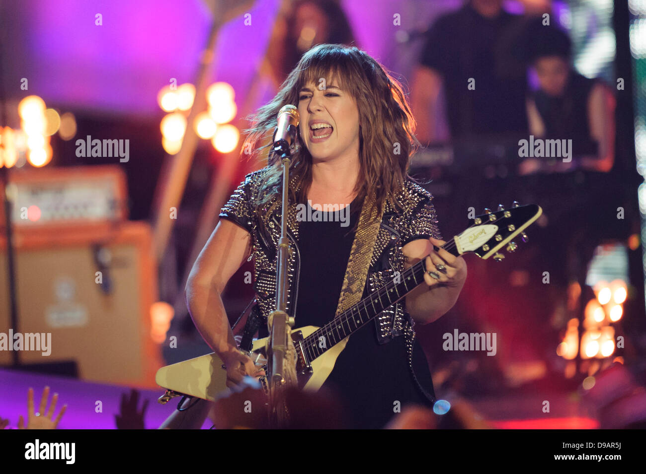 Toronto, Canada. 16th June, 2013. Serena Ryder performs at the 2013 MMVA in Toronto Canada. The MuchMusic Video Awards took over the trendy Queen West village in Toronto for an award show featuring PSY and other super stars including Avril Lavigne, Demi Lovato, Serena Ryder, Ed Sheeran, Marianas Trench, Classified, and Armin Van Buuren with Trevor Guthrie. Credit:  Victor Biro/Alamy Live News Stock Photo