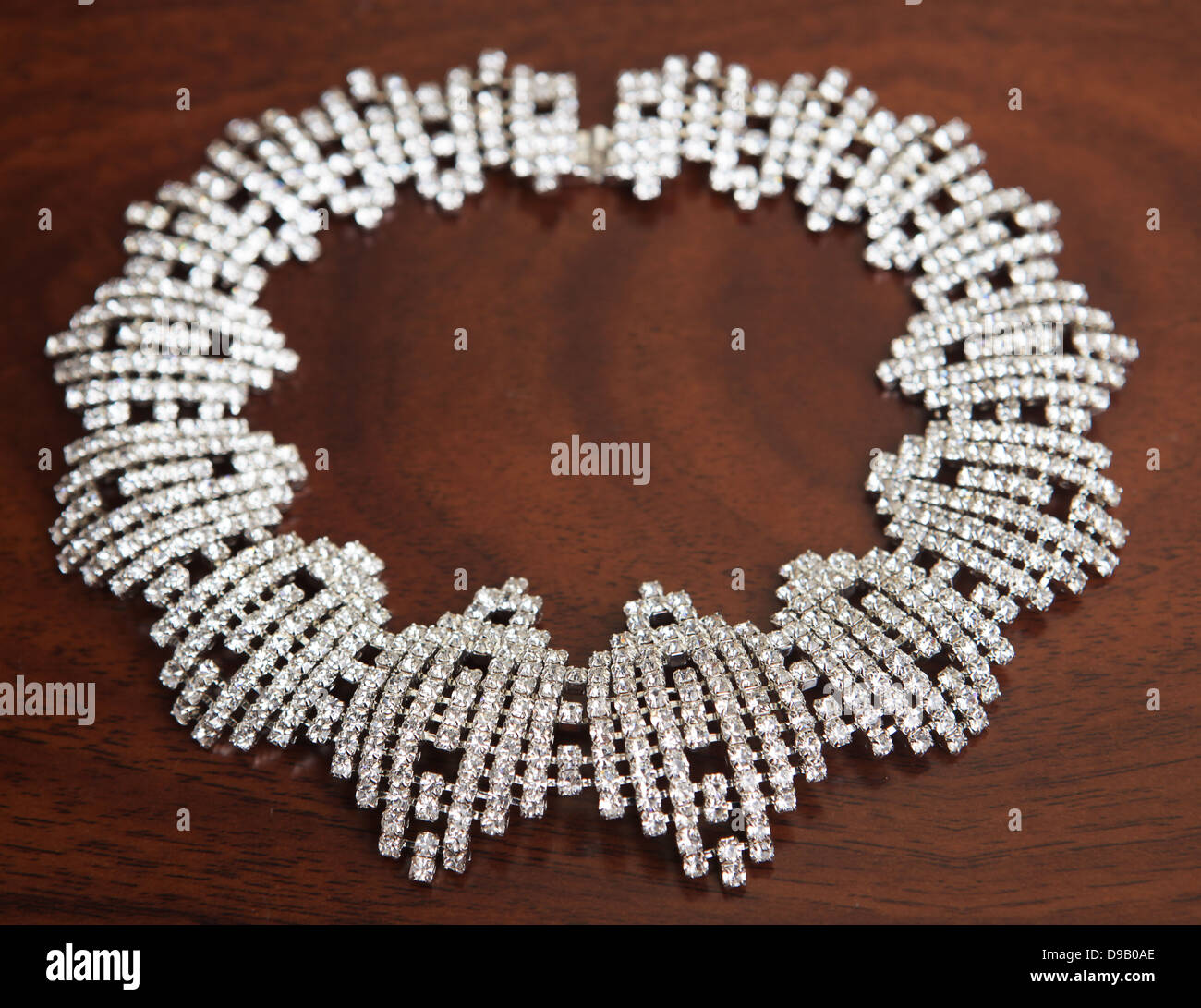 Bijoux collier hi-res stock photography and images - Alamy