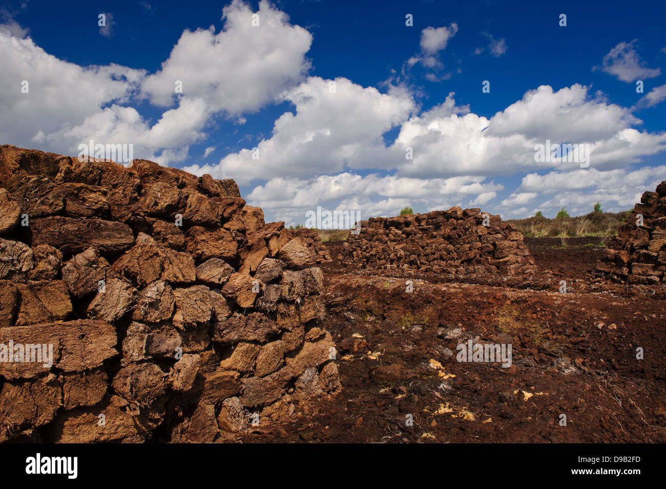 Peat turf hi-res stock photography and images - Alamy