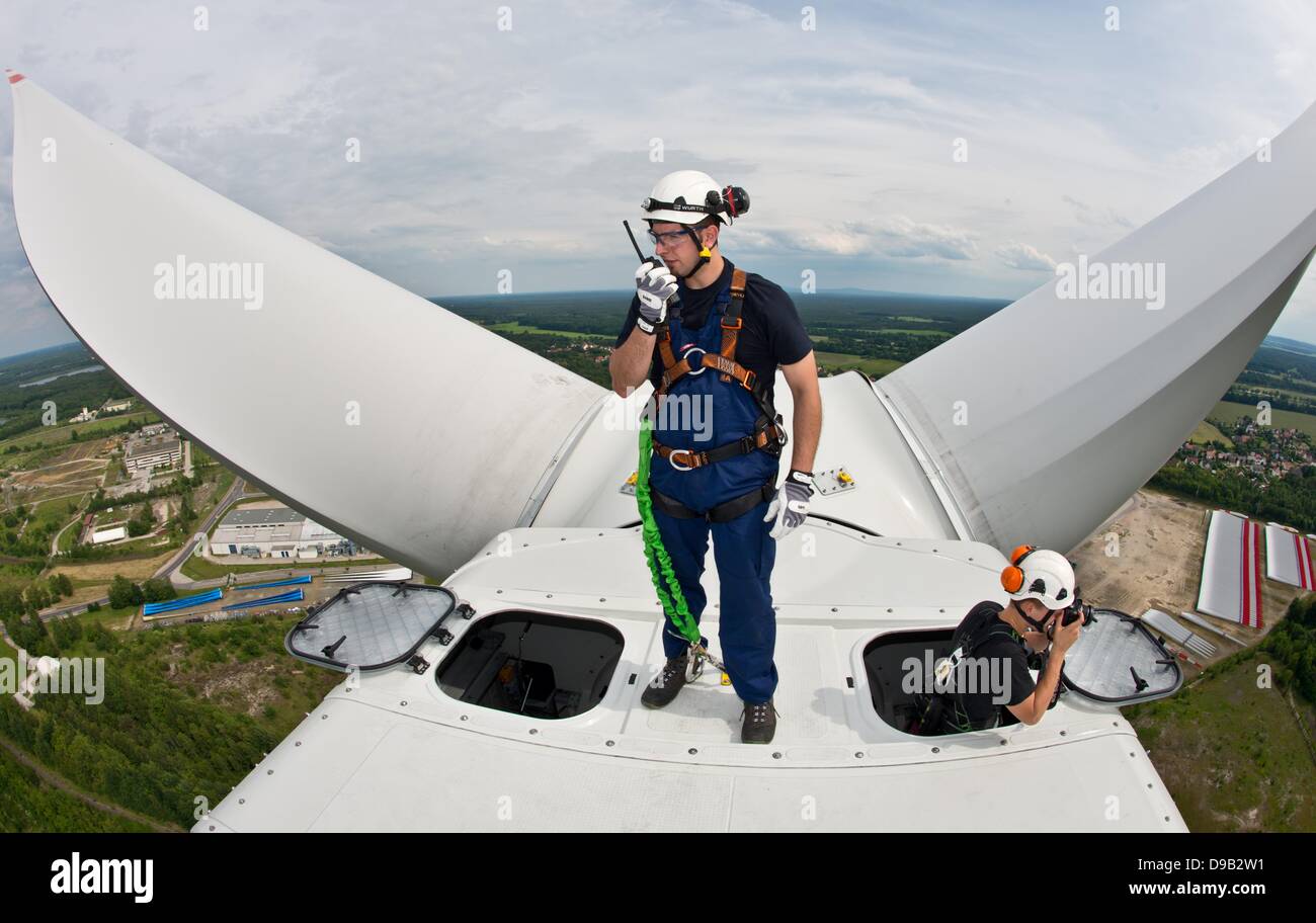 Lauchhammer, Germany. 15th June, 2013. Service engineer ...
