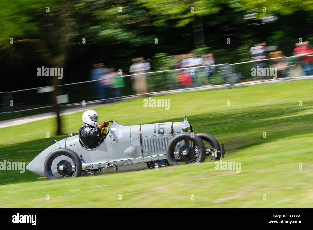 Car Racing London A car racing around Crystal Palace Park in London for the Motorsport at ...
