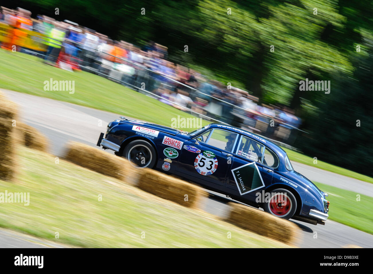 Car Racing London A car racing around Crystal Palace Park in London for the Motorsport at ...