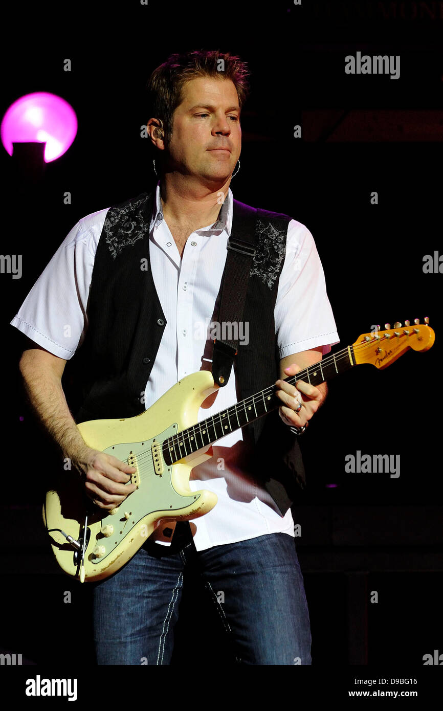 Keith Howland Chicago performs live at Massey Hall. Toronto, Canada - 31.01.12 Stock Photo