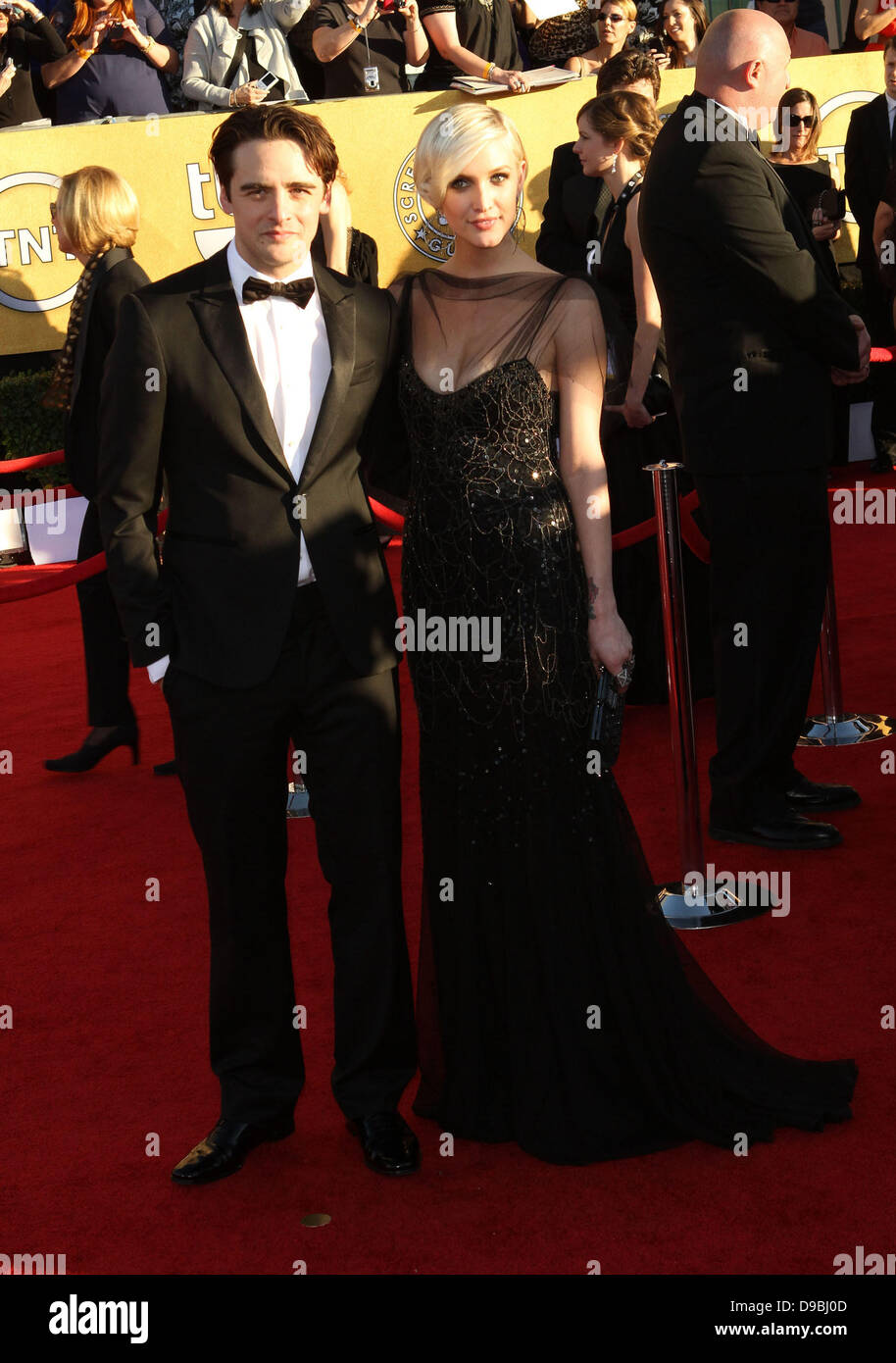 Vincent Piazza and Ashlee Simpson The 18th Annual Screen Actors Guild