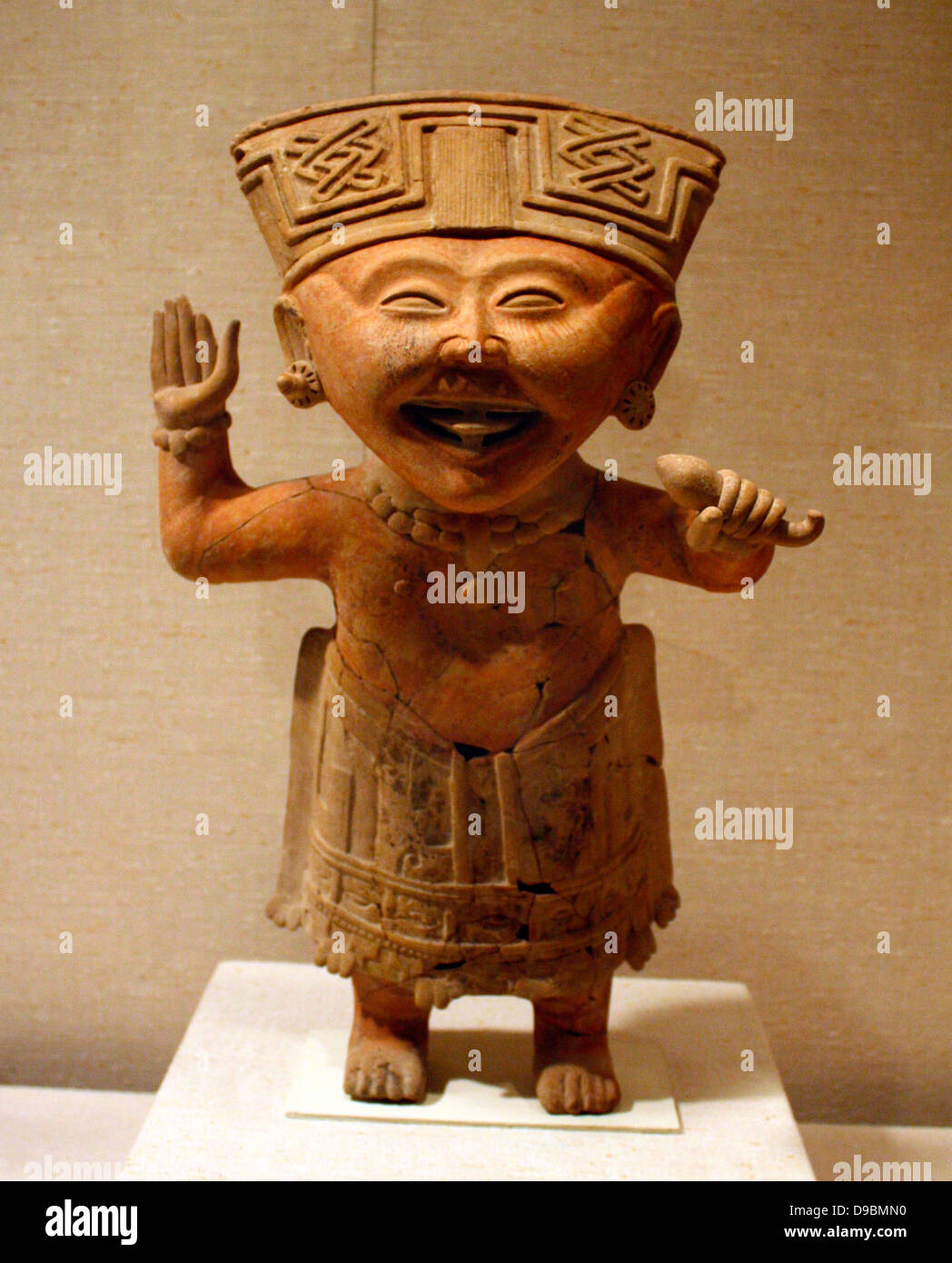 Smiling' figure. Mexico Remojadas 7th-8th century. Ceramic. Some of ...