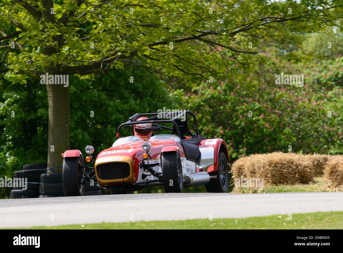 Car Racing London A car racing around Crystal Palace Park in London for the Motorsport at ...
