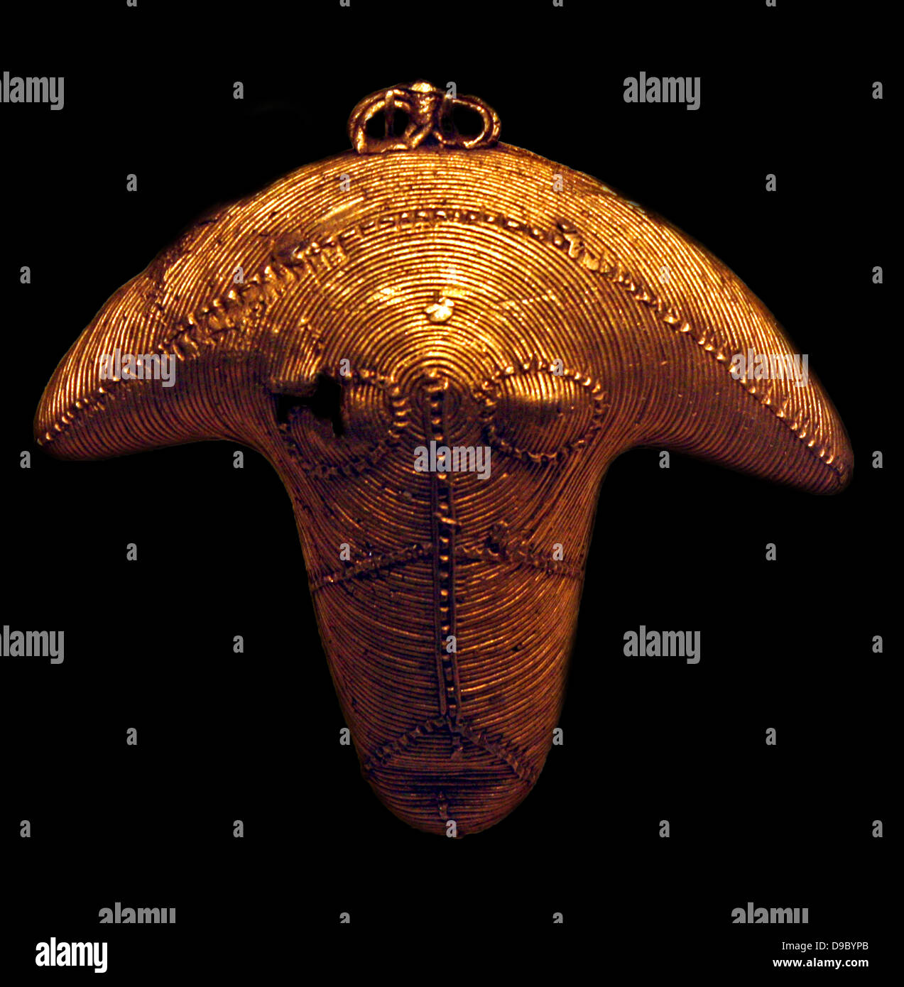 Ram's Head Ornament.  Cote d'Ivoire.  Lagoon peoples.  19th-20th century.  Gold. Stock Photo