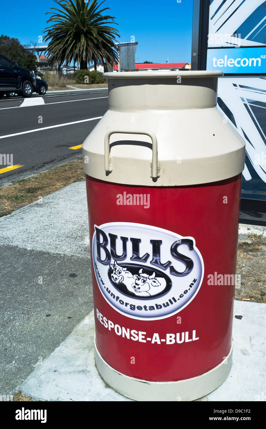dh  BULLS NEW ZEALAND Bulls litter bin Stock Photo