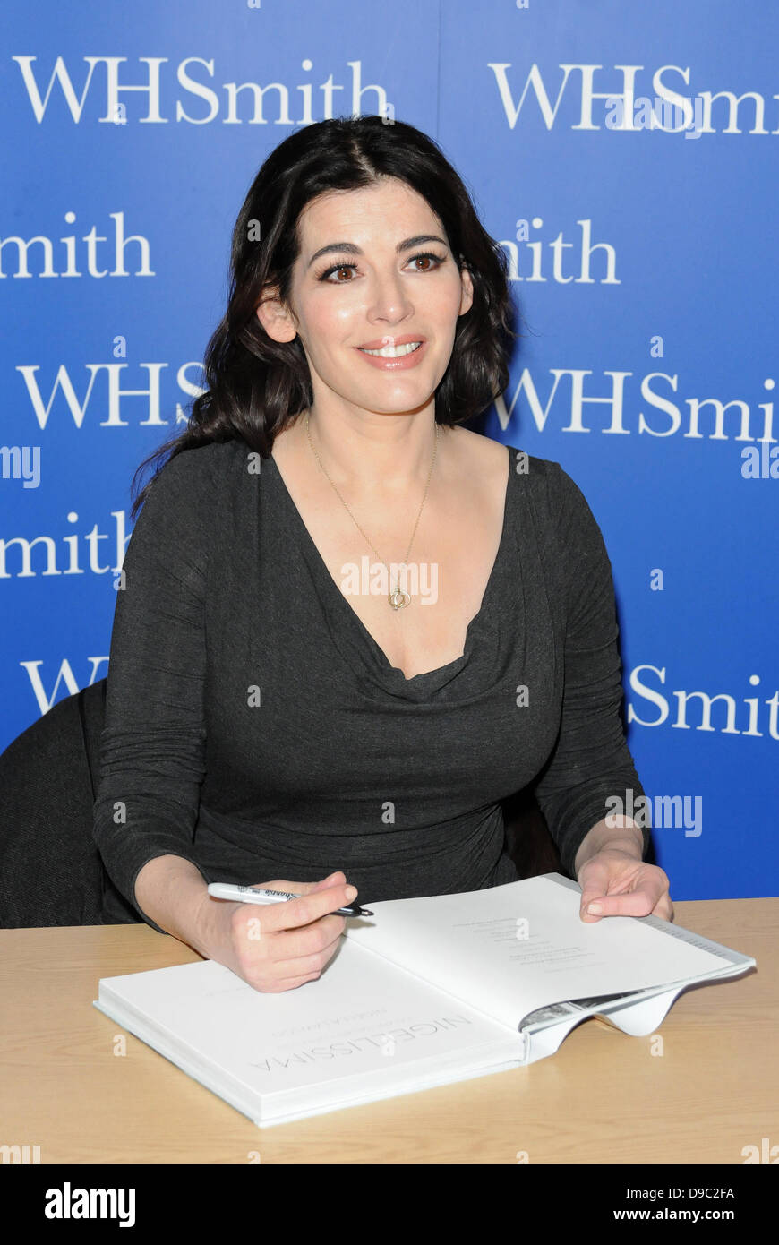 (File Pics) Nigella Lawson Photographed At A Book Signing In October