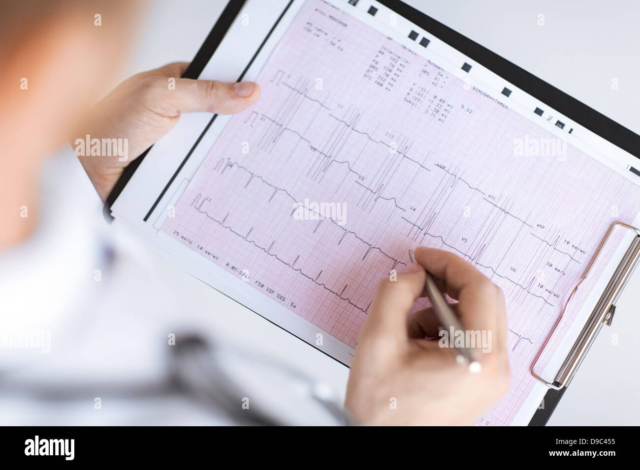 Cardiogram heart hi-res stock photography and images - Alamy