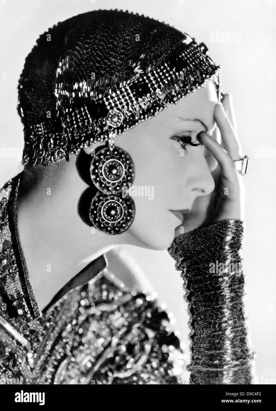 Greta Garbo 1905 1990 Swedish Film Actress About 1935 Stock Photo Alamy