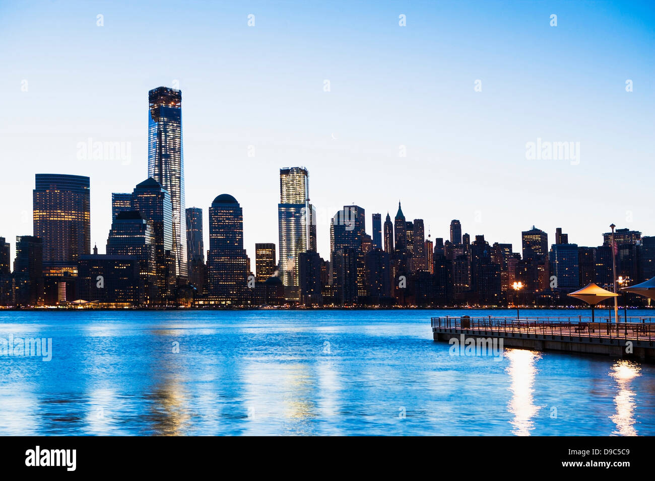 Pier and Manhattan skyline at dusk, New York City, USA Stock Photo - Alamy