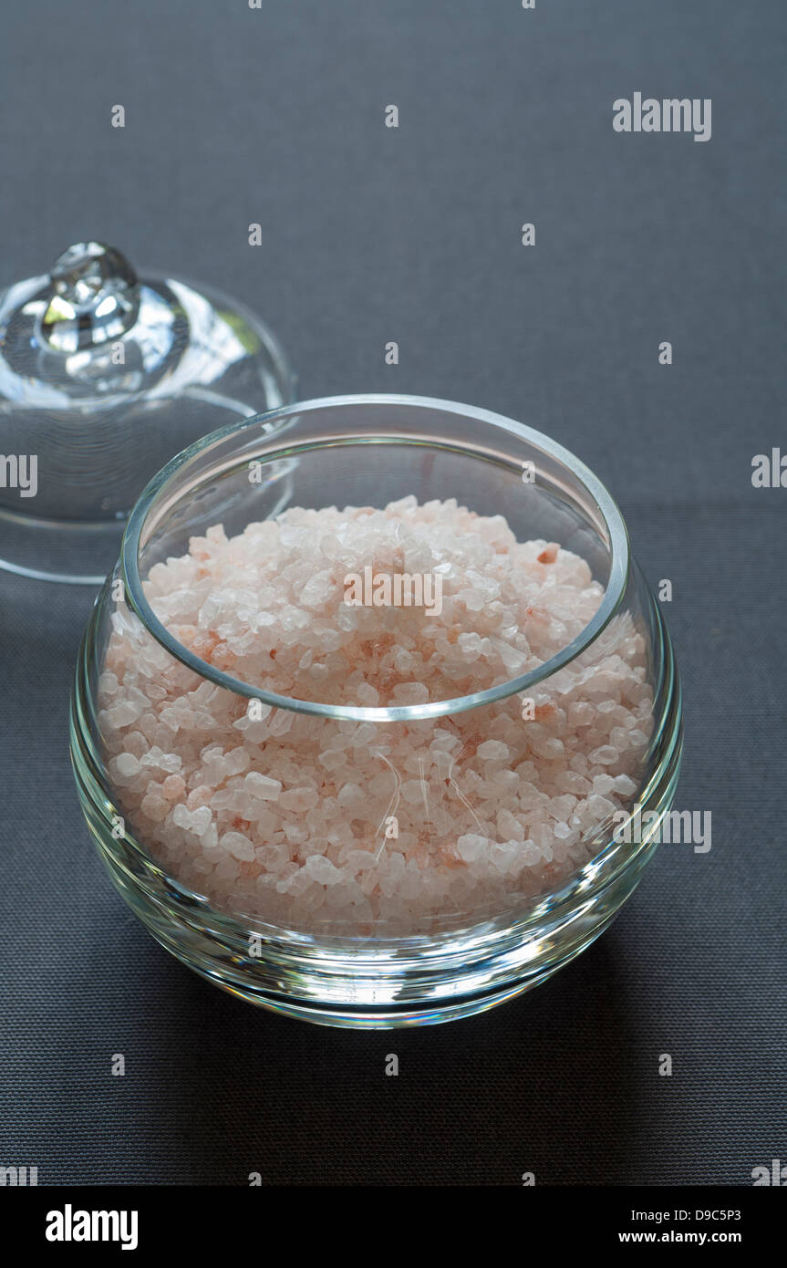 Close-up view of Halite, pink Himalayan salt Stock Photo