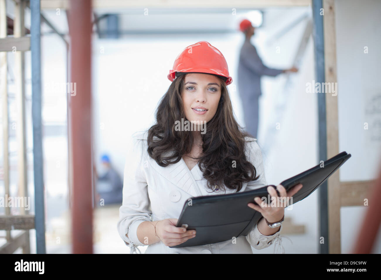 Росмтя и металисксася труда. Наиболее востребованные профессии на рынке труда. Работники рабочих специальностей лучшие. Инженер по охране труда. Женские профессии.