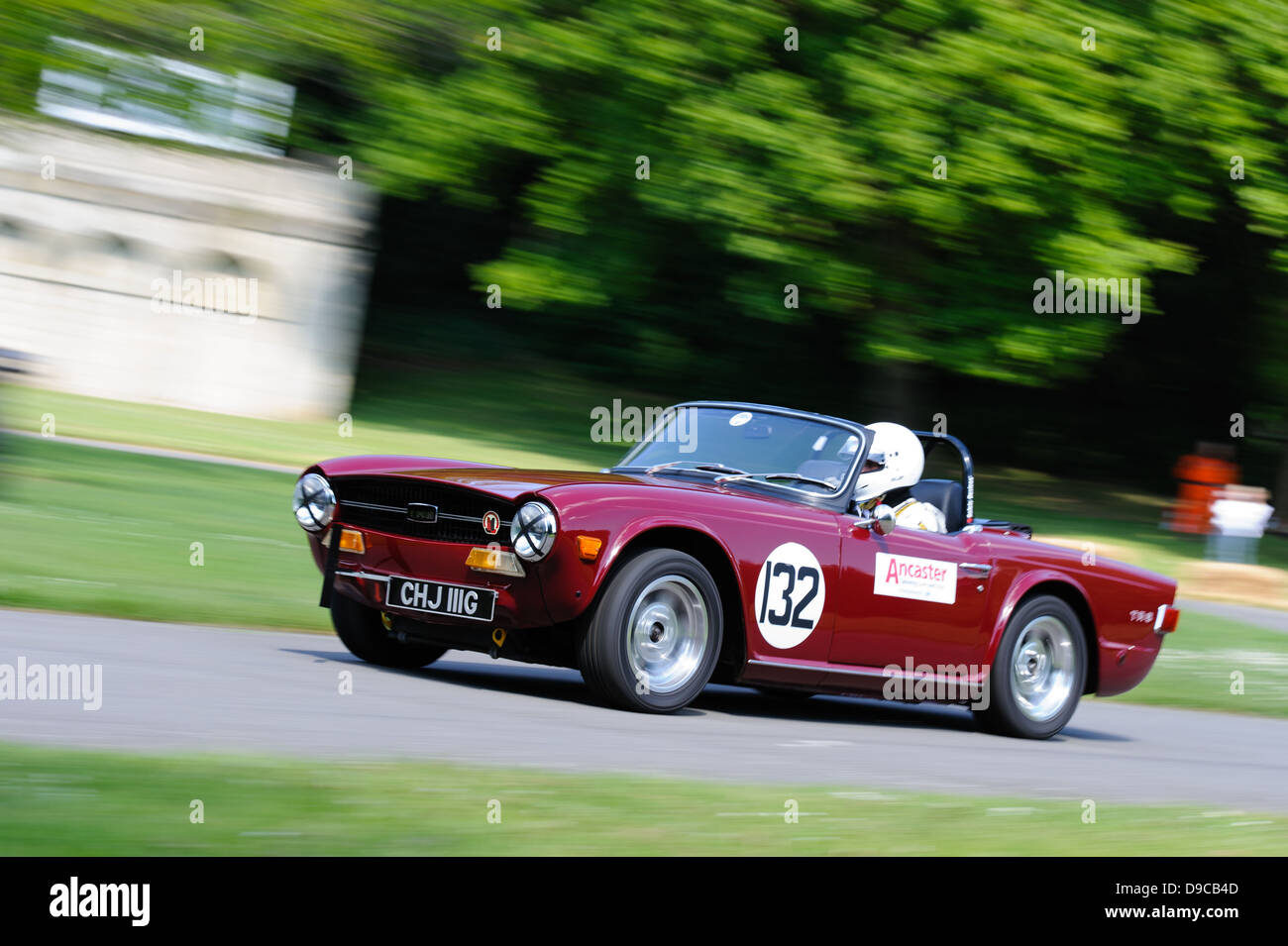 Car Racing London A car racing around Crystal Palace Park in London for the Motorsport at ...