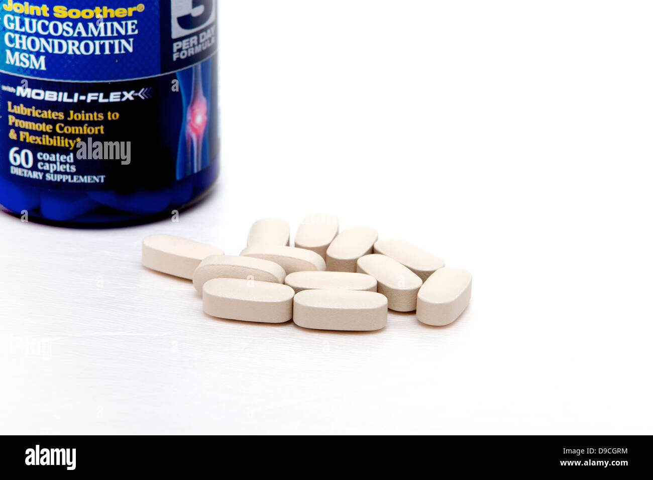 Glucosamine chondroitin tablets for soothing joints Stock Photo Alamy