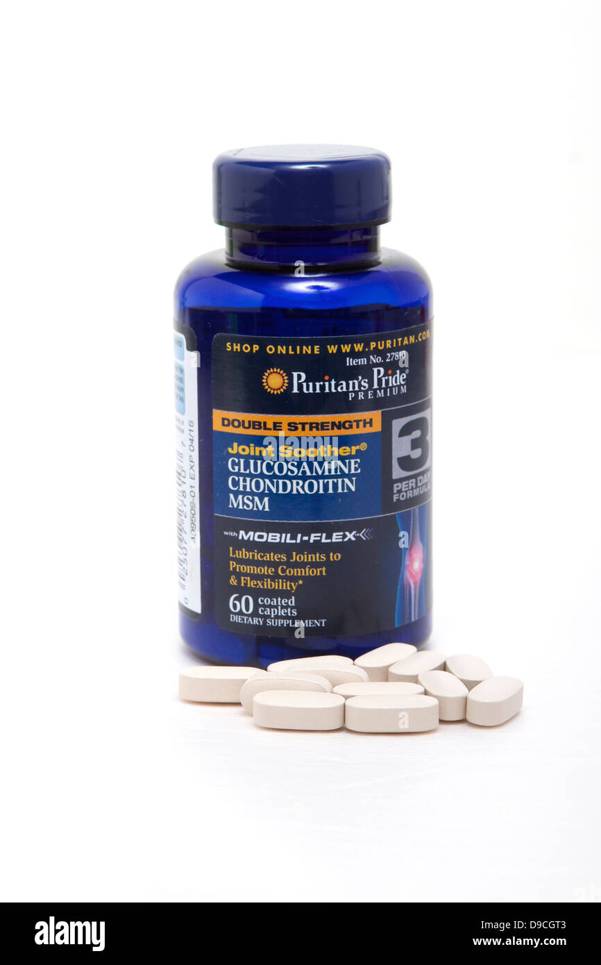 Glucosamine chondroitin tablets for soothing joints Stock Photo Alamy
