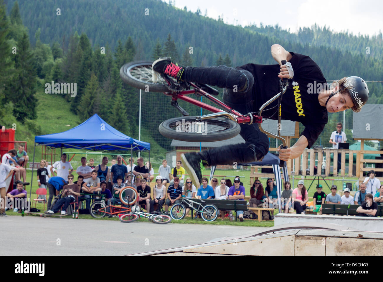 Trick cycling hi-res stock photography and images - Alamy