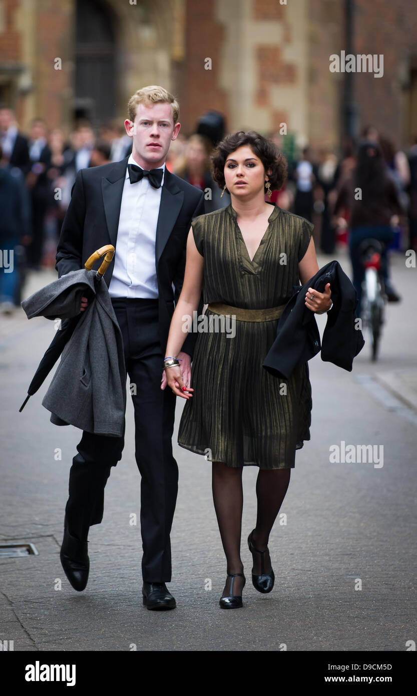 Cambridge, UK. 17th June, 2013. Students of Trinity college Cambridge heading of to their May Ball today after finnishing their exams. Cambridge U.K Credit:  JAMES LINSELL-CLARK/Alamy Live News Stock Photo