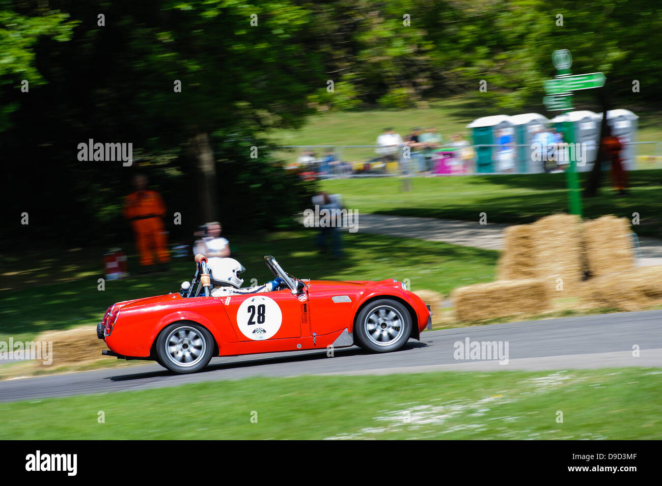 Car Racing London A car racing around Crystal Palace Park in London for the Motorsport at ...