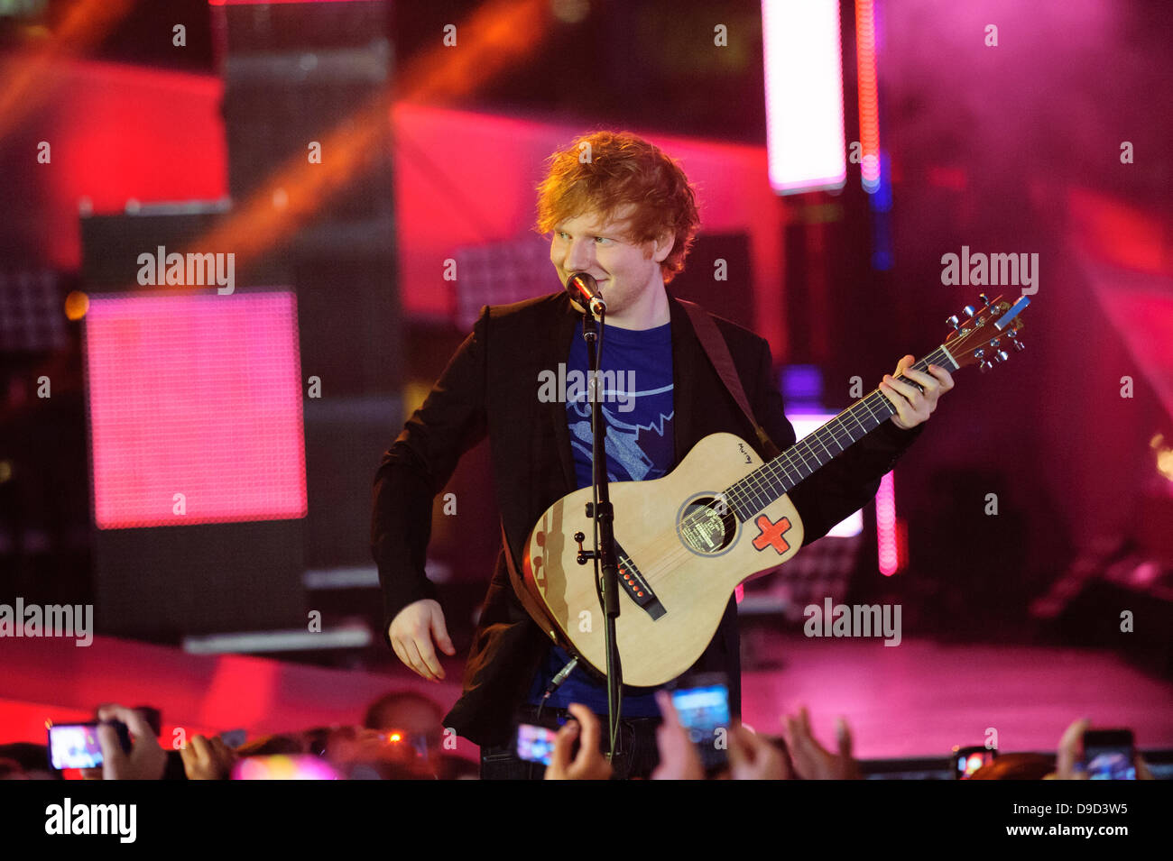 Tornoto, Canada. 16th Jun 2013. Ed Sheeran performs at the 2013 MMVA in Toronto Canada. The MuchMusic Video Awards took over the trendy Queen West village in Toronto for an award show featuring PSY and other super stars including Avril Lavigne, Demi Lovato, Serena Ryder, Ed Sheeran, Marianas Trench, Classified, and Armin Van Buuren with Trevor Guthrie. Credit:  Victor Biro/Alamy Live News Stock Photo