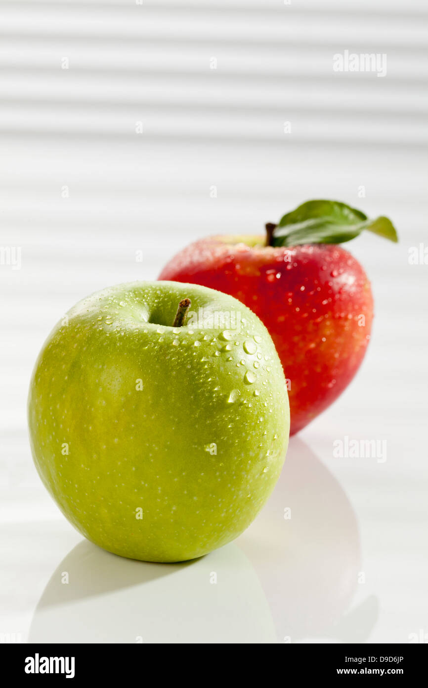 Fresh Organic Green Red Apple Varieties, Granny Smith, Fuji, Gal Stock  Image - Image of food, delicious: 113228363