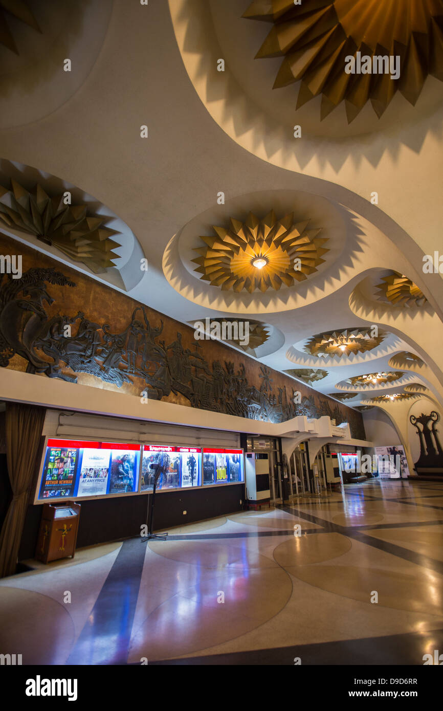 Art deco cinema foyer hi-res stock photography and images - Alamy