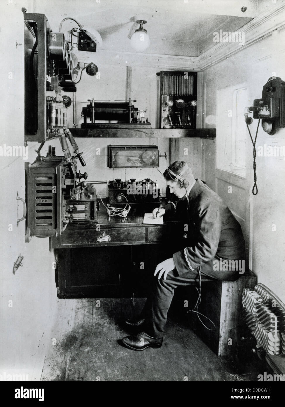 Typical wireless telegraph cabin on board a ship in 1912 Stock Photo