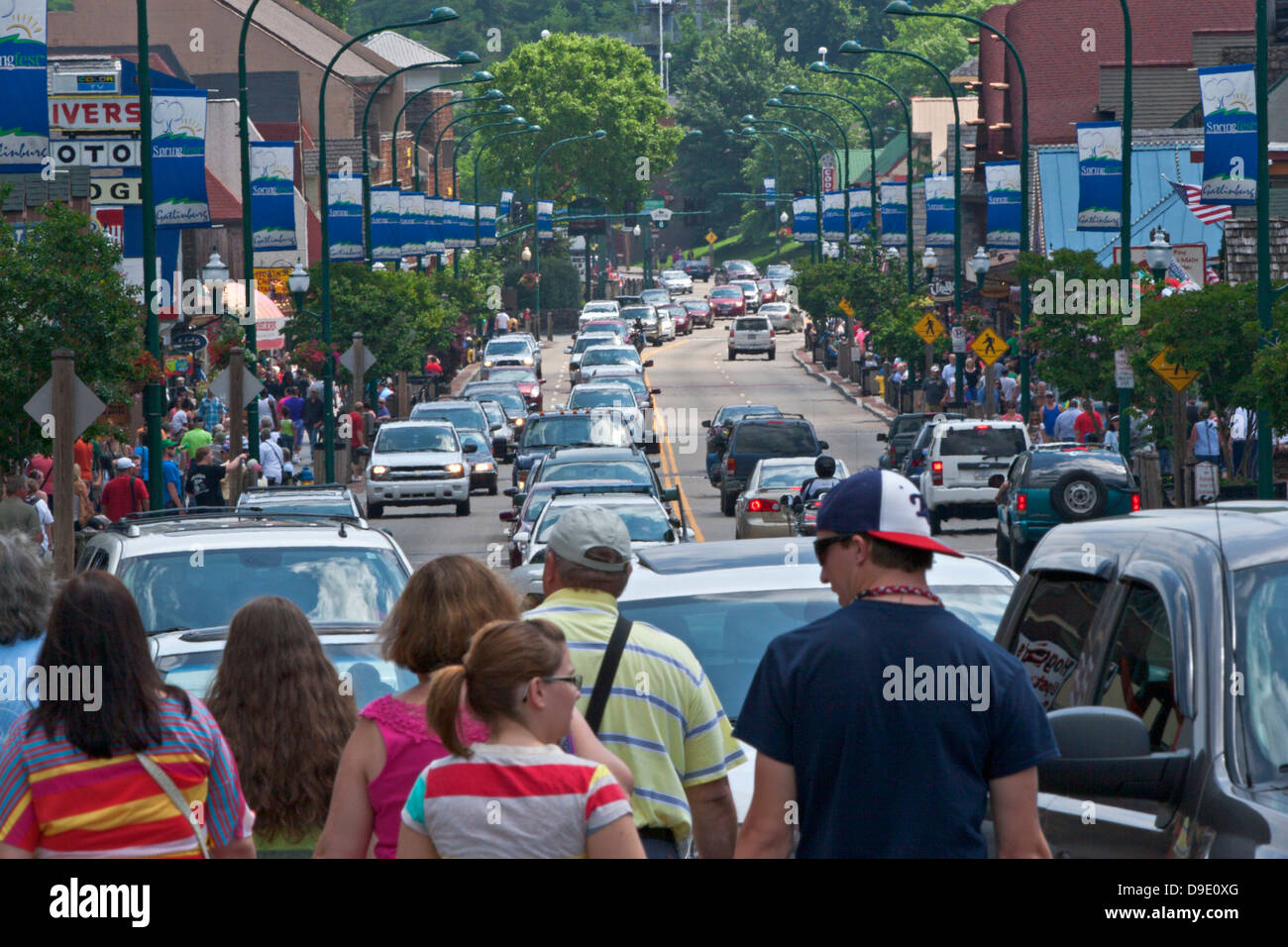 crowded-street-scene-on-main-street-of-gatlinburg-tennessee-stock