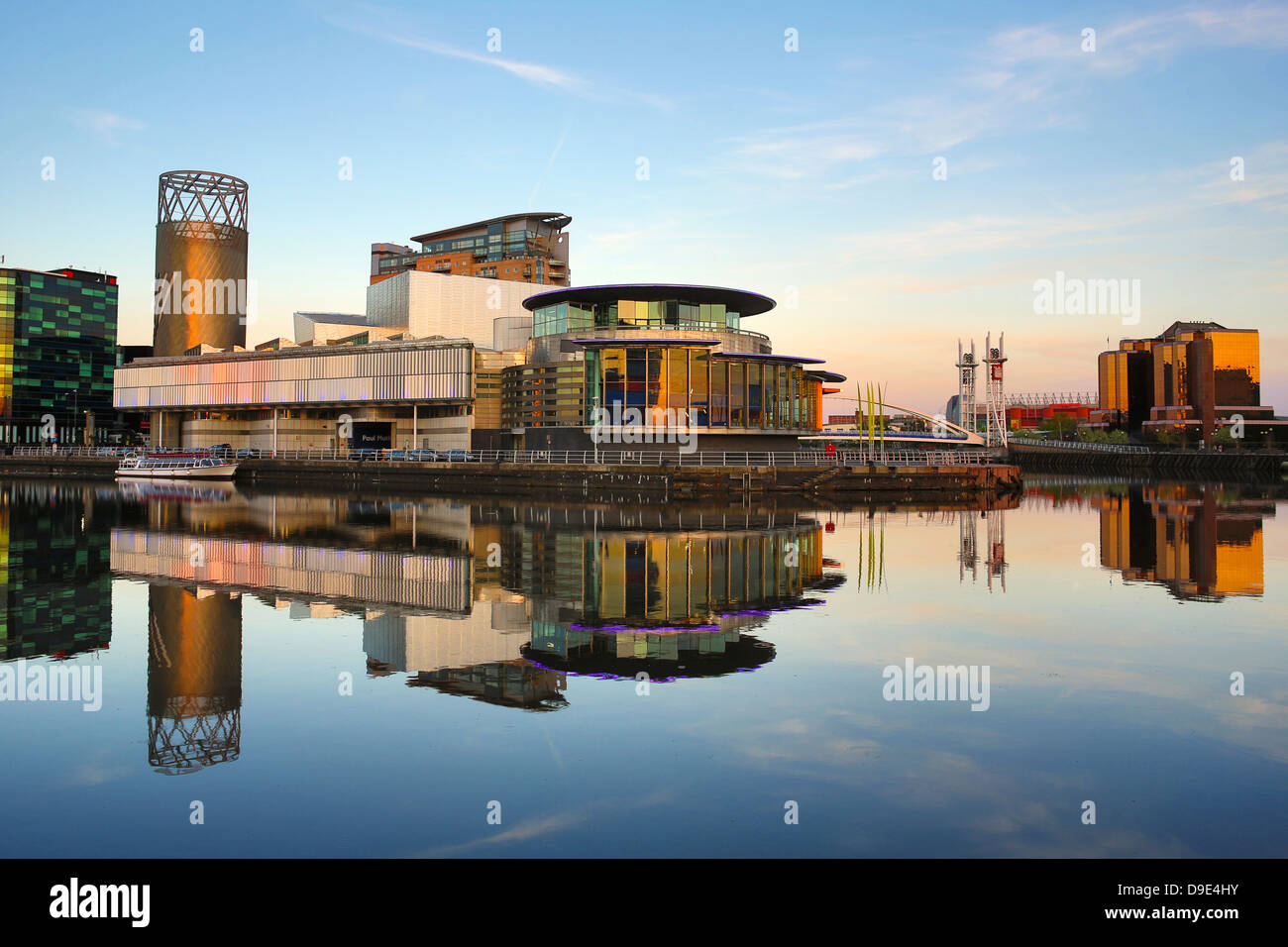Uk, Salford, Lowry Theatre and Suspension Bridge Stock Photo