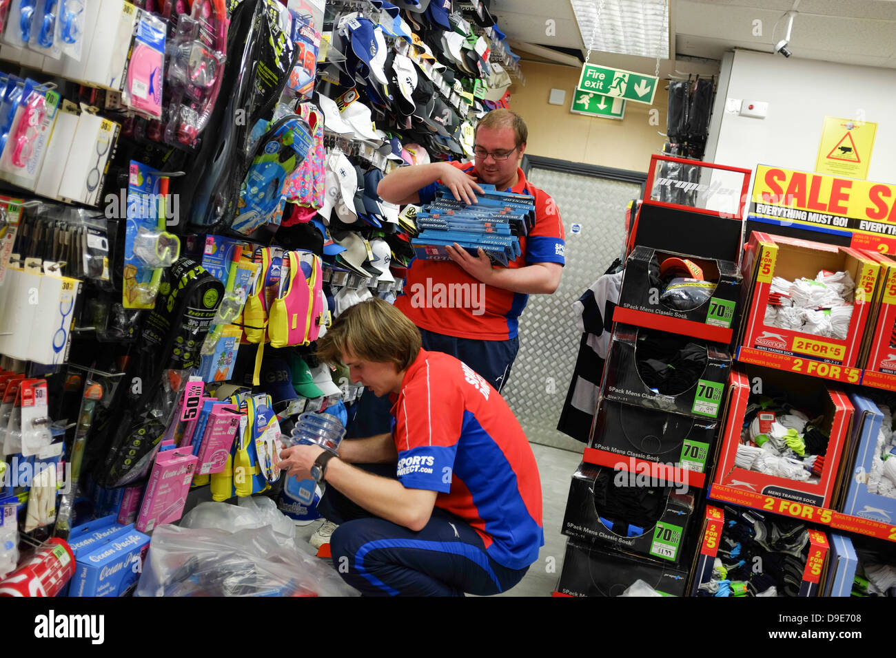 Sportsdirect hi-res stock photography and images - Alamy