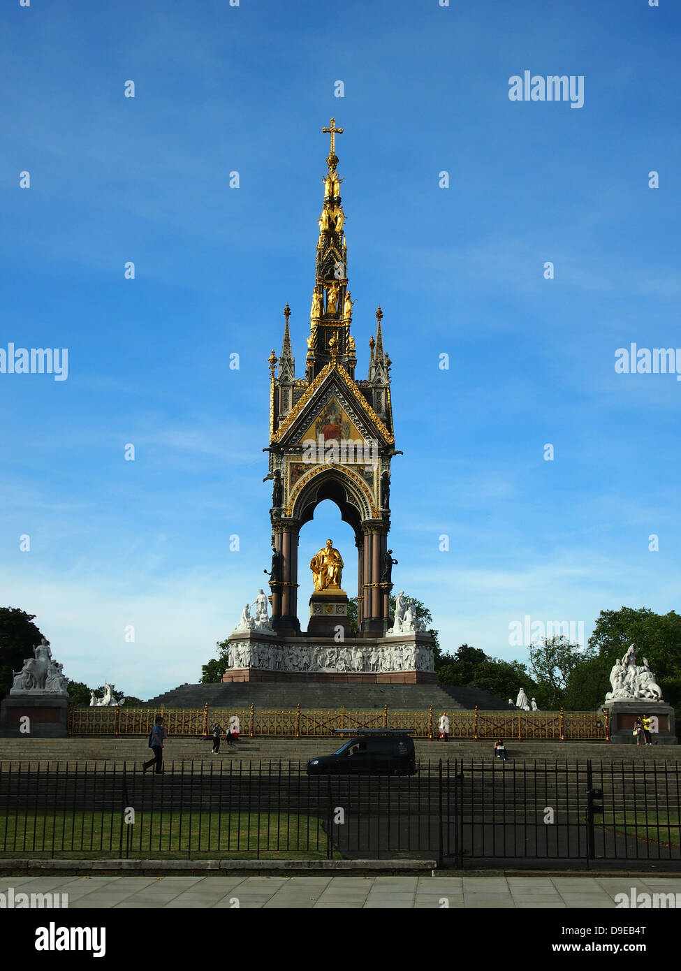 Wild rabbits in London Stock Photo - Alamy