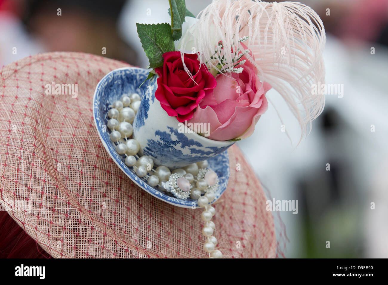 Queen anne 1711 ascot hi-res stock photography and images - Alamy