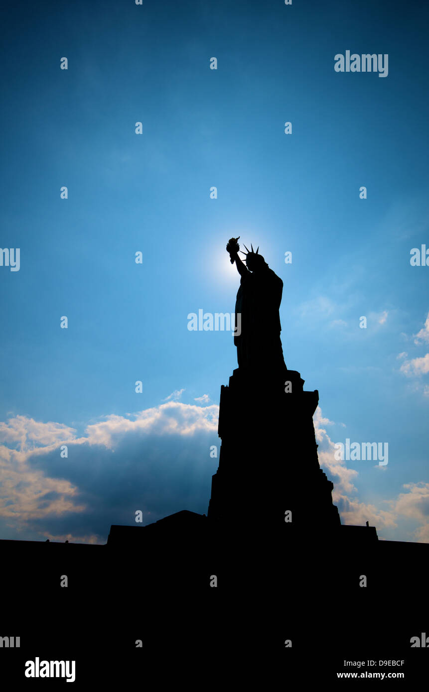 Silhouette of the Liberty Statue in New York City Stock Photo - Alamy