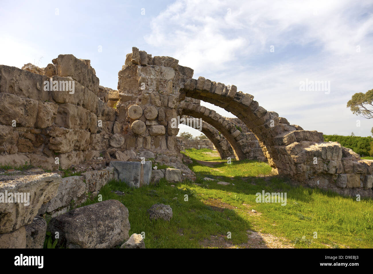 Ancient columns salamis greek hi-res stock photography and images - Alamy