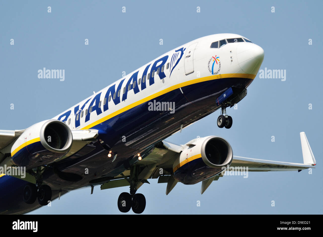 Ryanair Boeing 737 aeroplane on approach to land with landing gear
