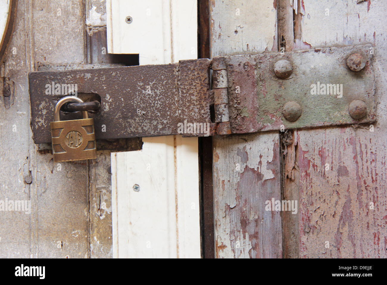 Old rusty hinge locked Stock Photo Alamy