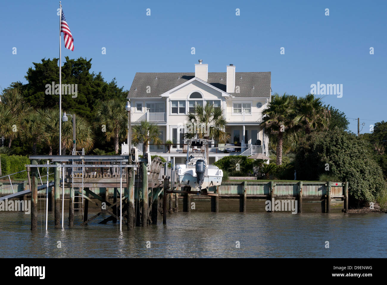 Beautiful homes line the Intracoastal Waterway along the Isle of Palms