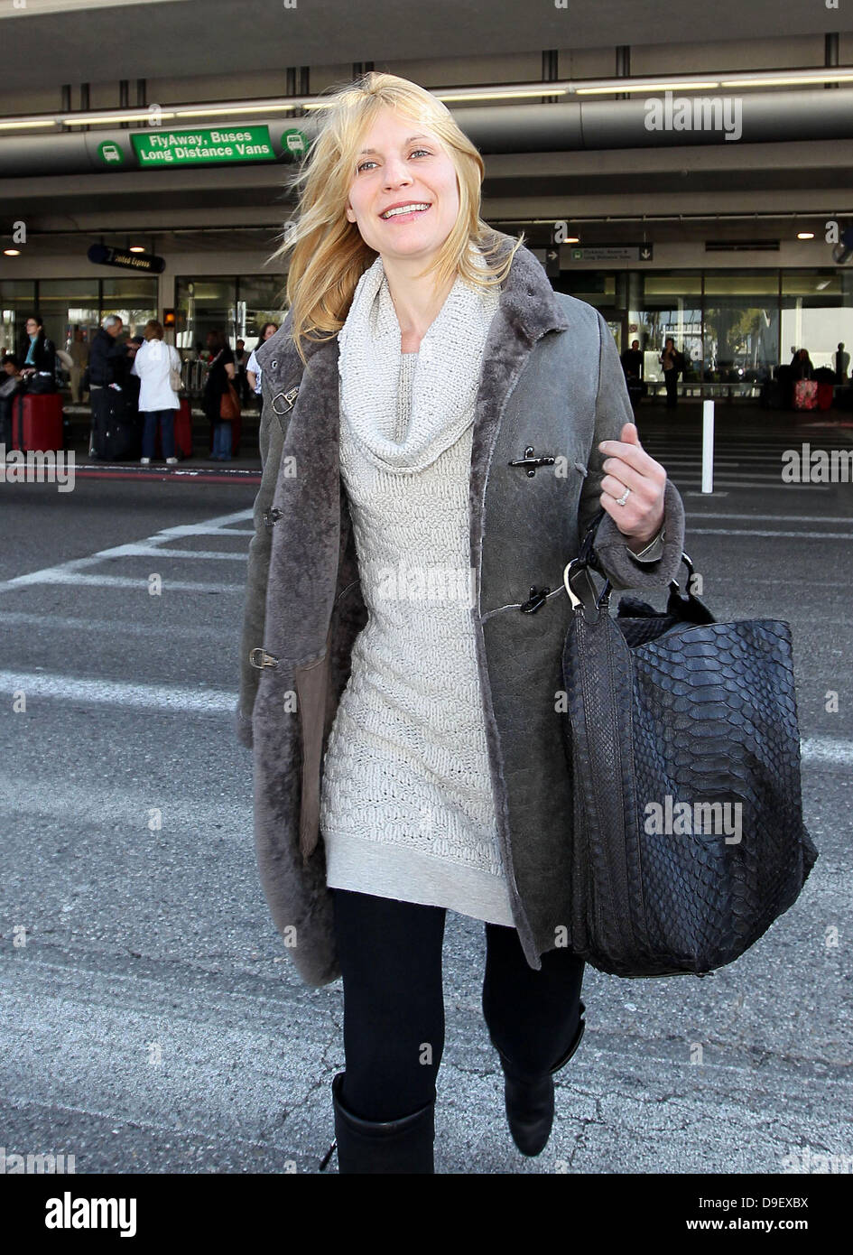 Actress, Claire Danes, arrives on flight back into LAX Los Angeles, California - 22.02.11 ***No Internet*** Stock Photo