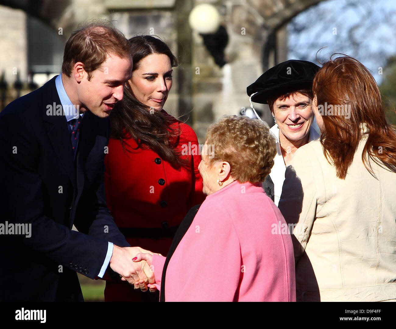 Prince William and Kate Middleton return to St. Andrews university