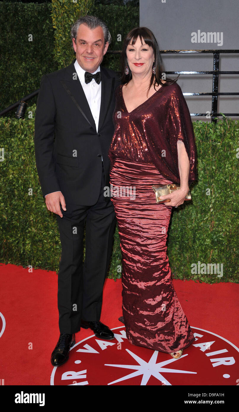 Danny Huston and Anjelica Huston 2011 Vanity Fair Oscar Party at Sunset Tower Hotel - Arrivals  West Hollywood, California - 27.02.11 Stock Photo