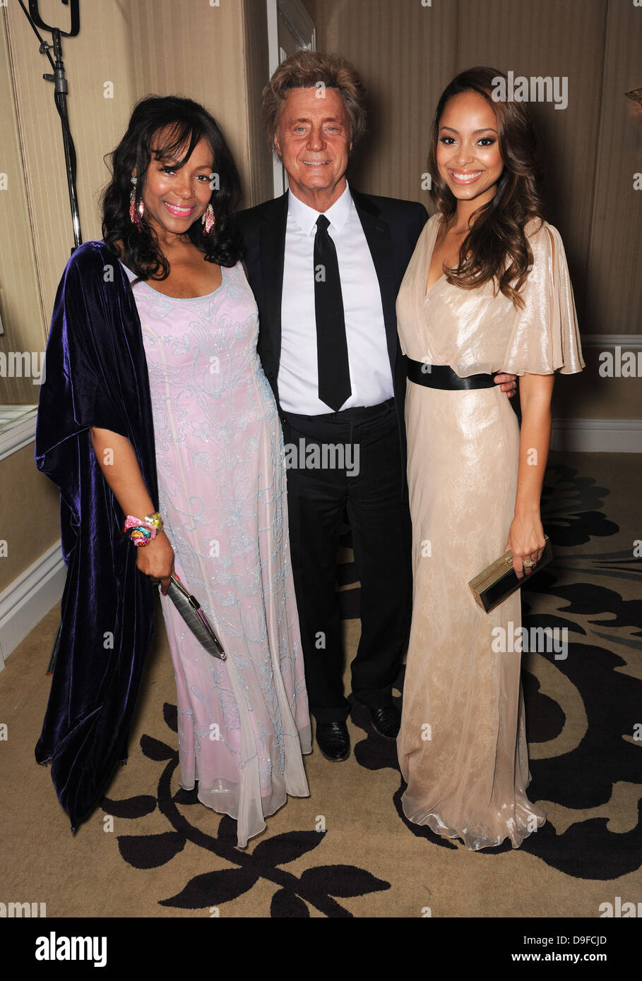 Amber Stevens and Guests The Norby Walters 21st Night of 100 Stars Awards Gala held at Beverly Hills Hotel Beverly Hills, California, USA - 27.02.11 Stock Photo