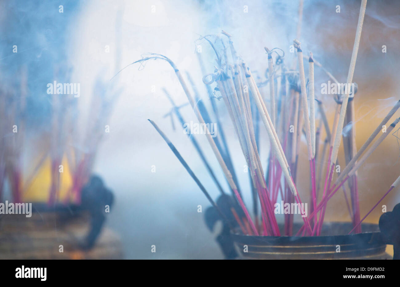 Incense burning hi-res stock photography and images - Alamy