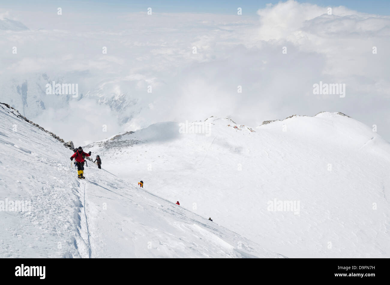 Climbing expedition on Mount McKinley, 6194m, Denali National Park, Alaska, USA Stock Photo